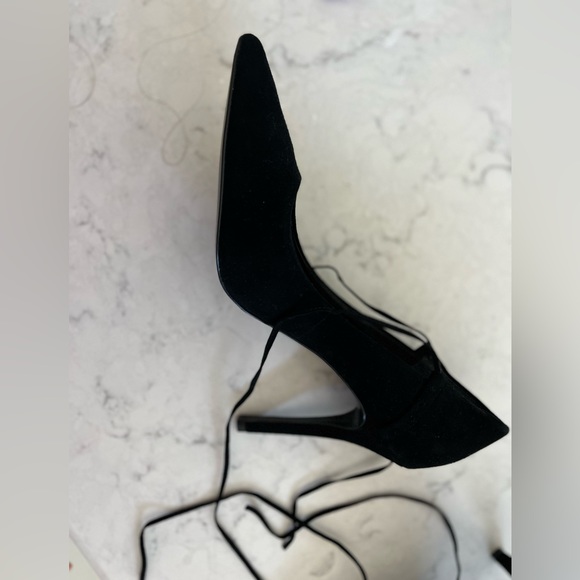 GUESS Laced up Heels Size 41 - Picture 4 of 5